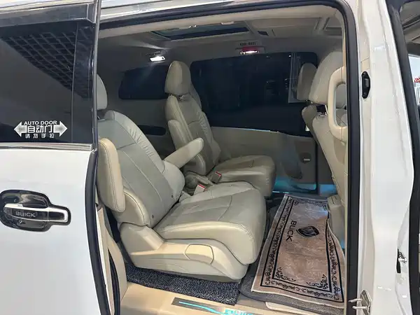 Buick GL8 2015