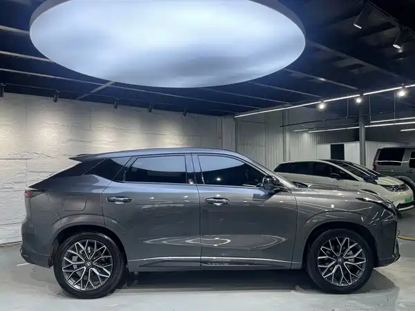 Changan UNI-Z New Energy 2024