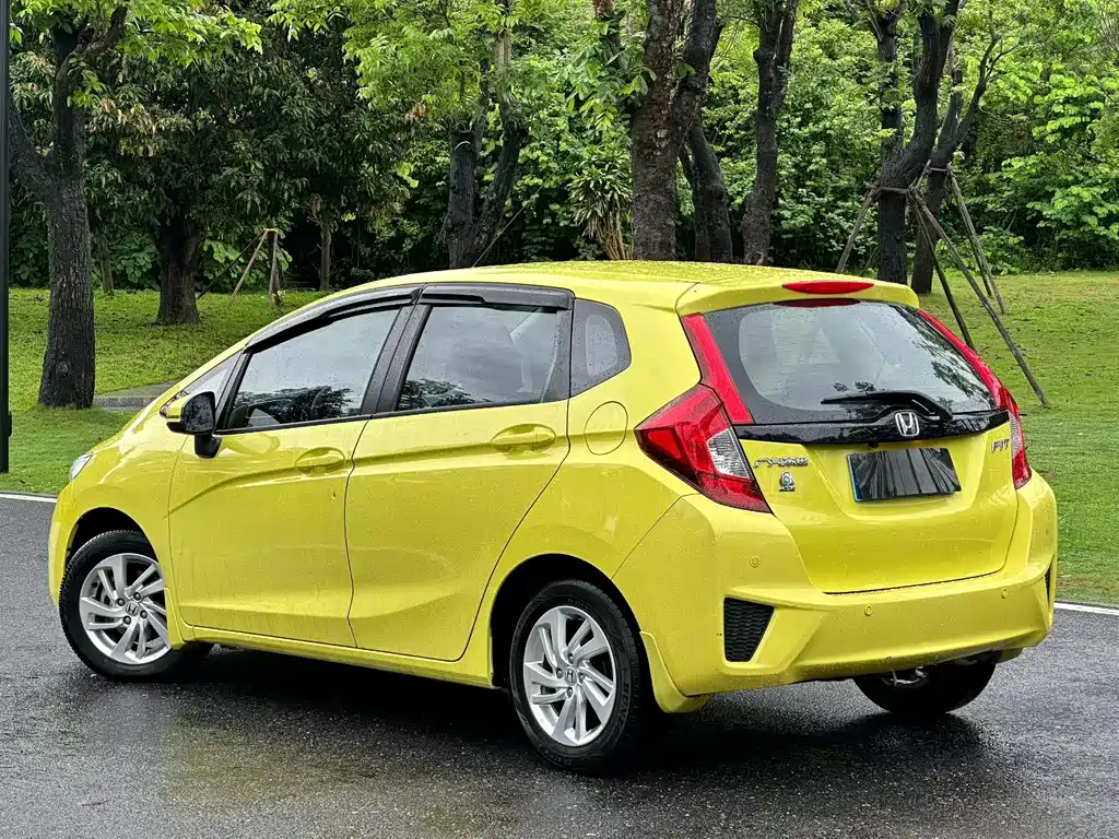 Honda Fit 2015 — фото 9