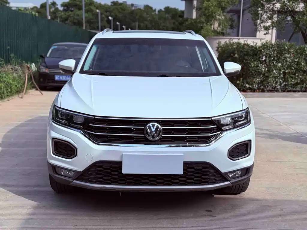 Volkswagen T-Roc 2019 — фото 2