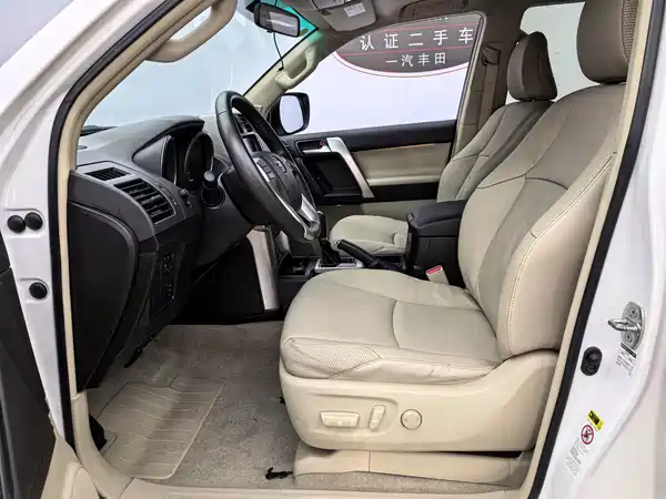 Toyota Prado 2013