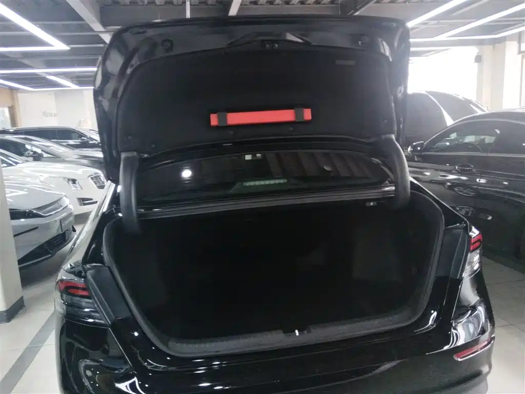 Honda Accord 2023 — фото 19