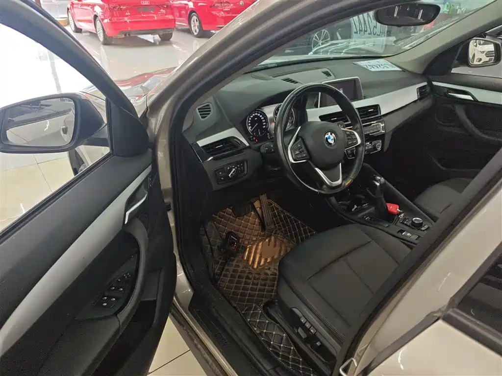 BMW X1 2018 — фото 16