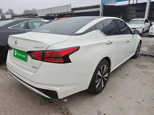 Nissan Teana 2026