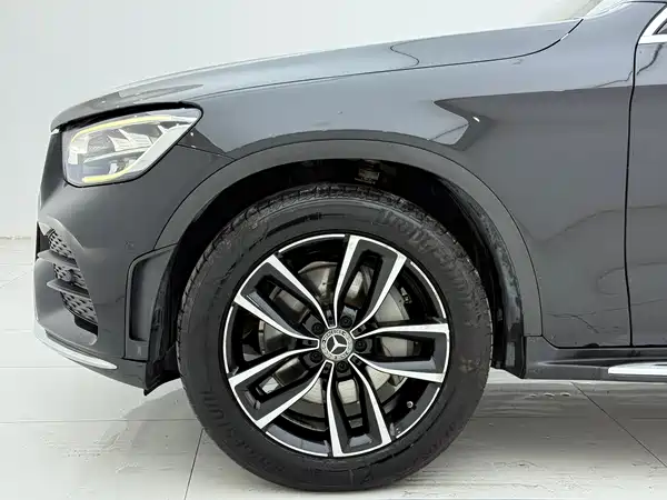 Mercedes-Benz GLC 2021