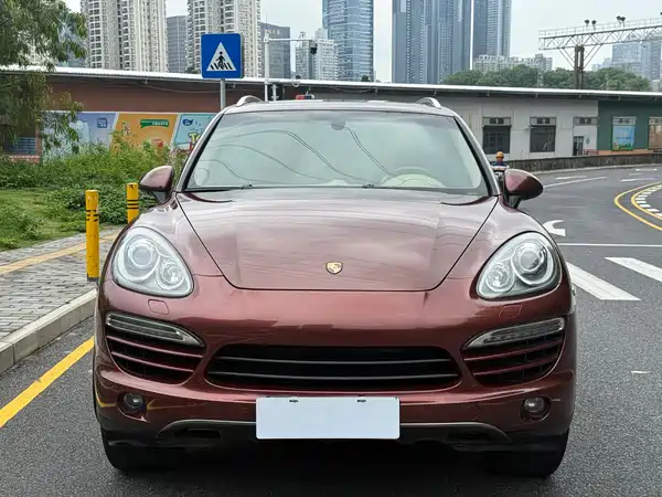 Porsche Cayenne 2011