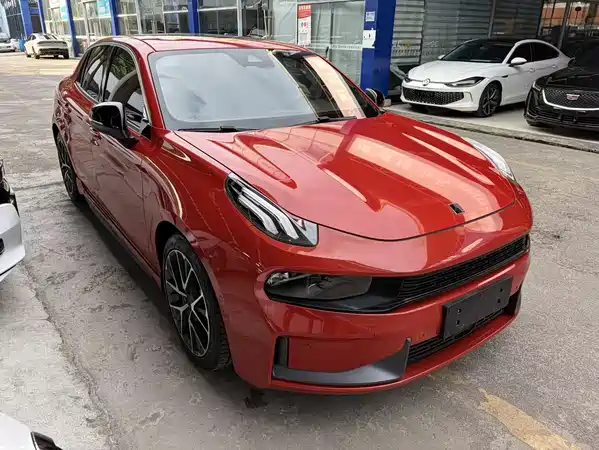 Lynk & Co 03 2019