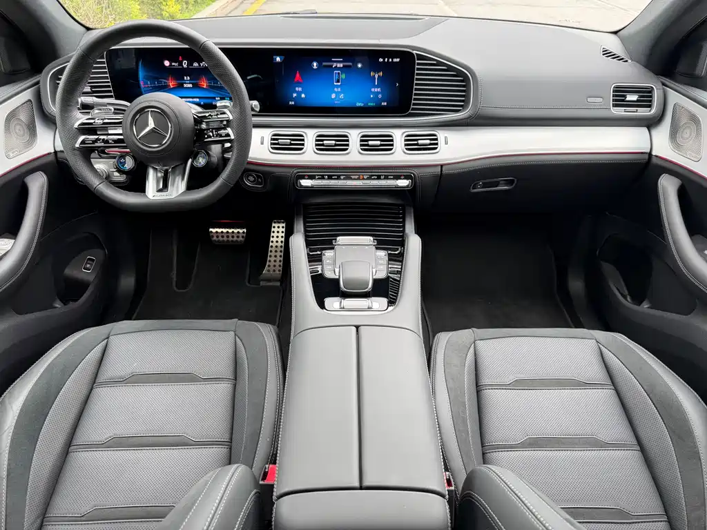 Mercedes-Benz GLE Coupe AMG 2025 — фото 7
