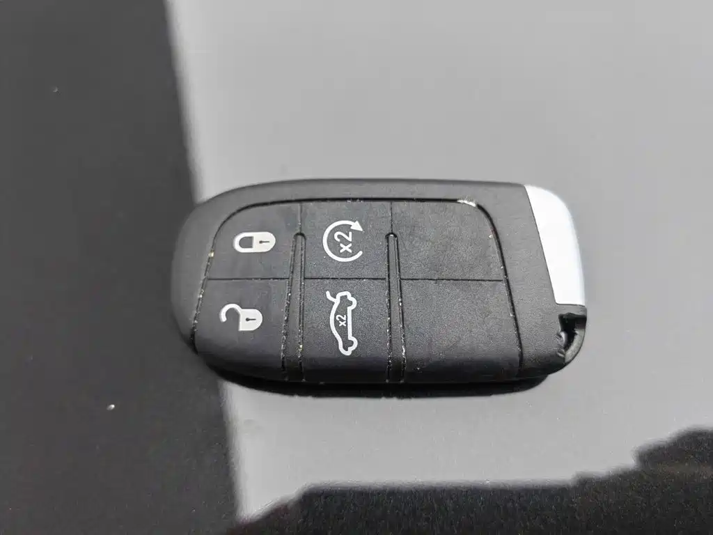 Jeep Cherokee 2014 — фото 19
