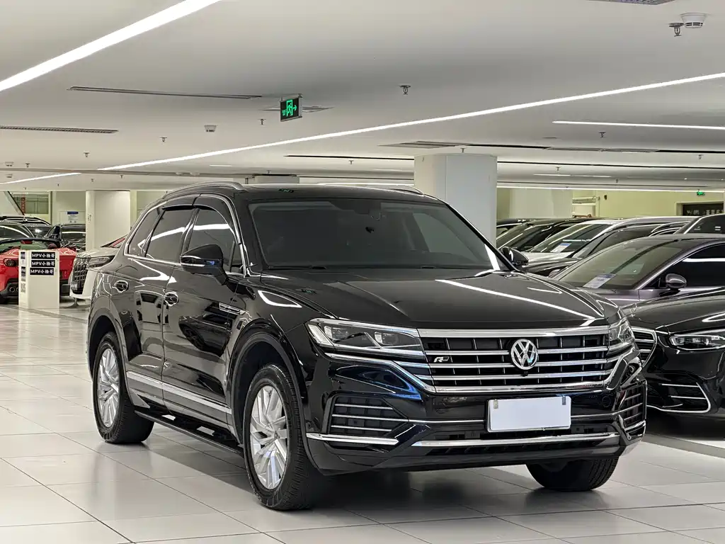 Volkswagen Touareg 2019 — фото 3