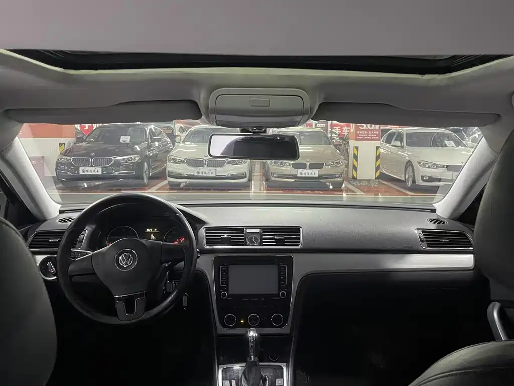 Volkswagen Passat 2014