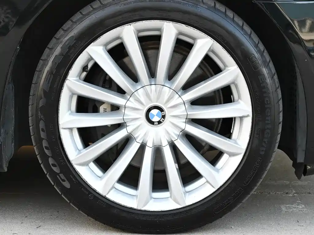 BMW 7 Series 2016 — фото 28