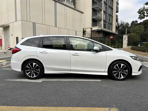 Honda Jade 2020
