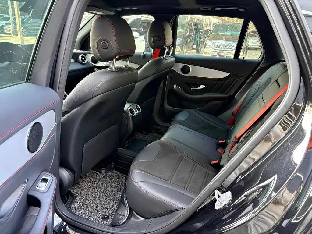 Mercedes-Benz GLC AMG 2019 — фото 8