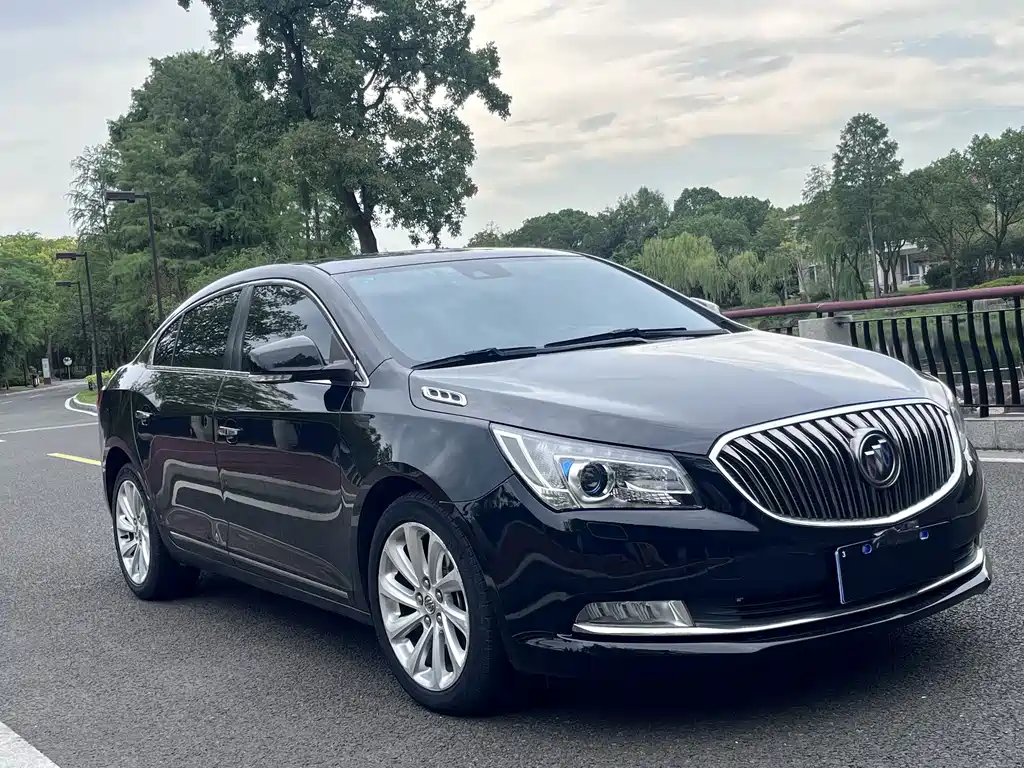 Buick LaCrosse 2013 — фото 3