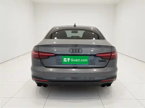 Audi A4L 2022