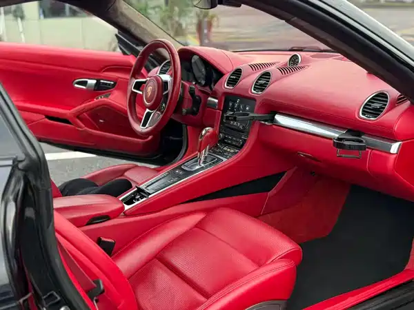 Porsche 718 2018