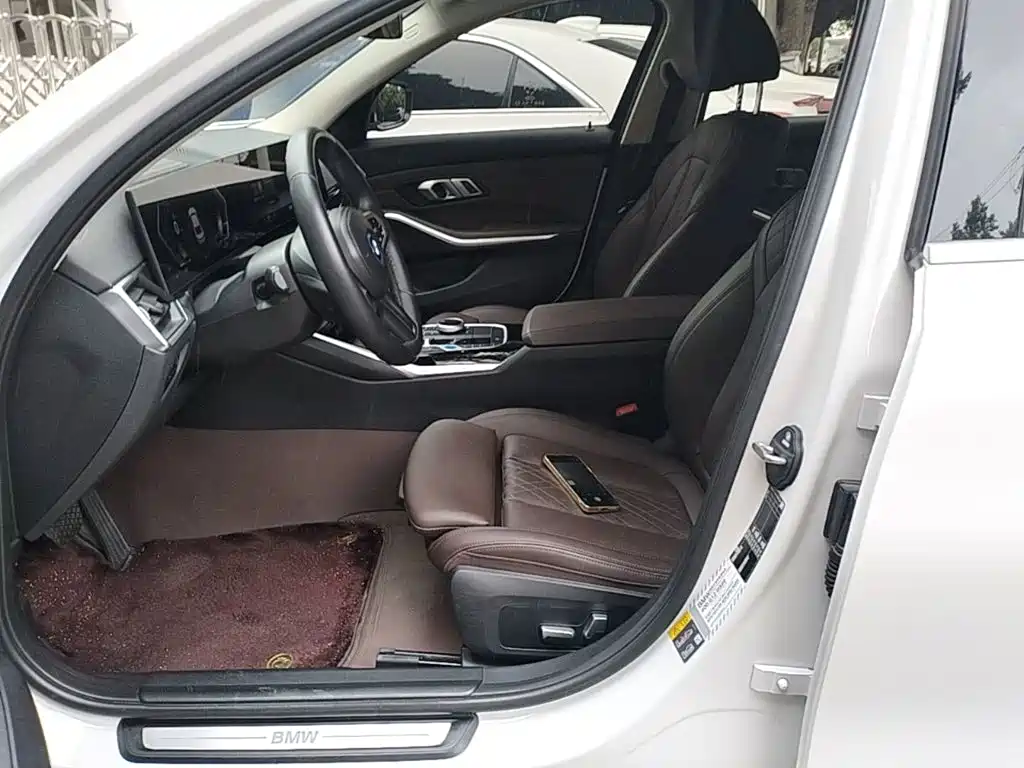 BMW i3 2023 — фото 15