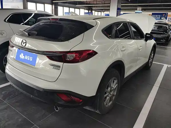 Mazda CX-4 2018