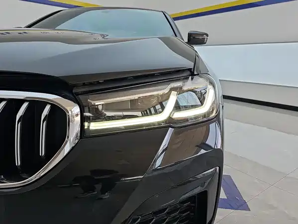 BMW 5 Series 2023