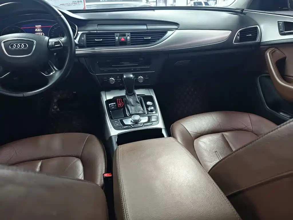 Audi A6L 2018 — фото 10