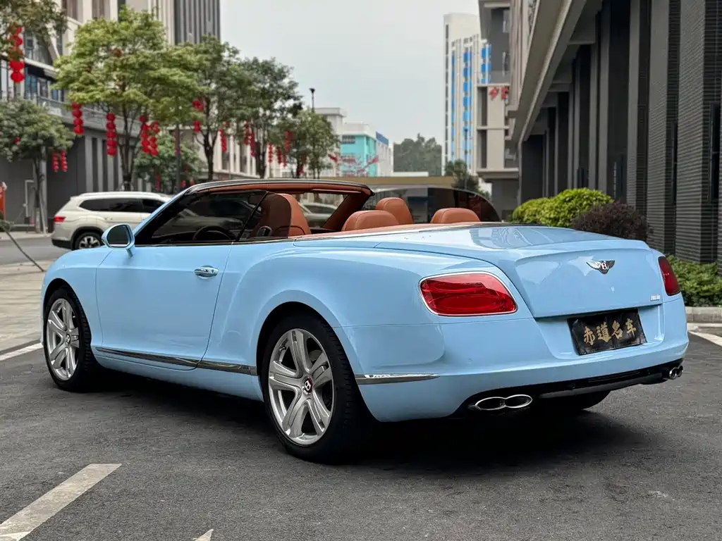 Bentley Continental 2014 — фото 13