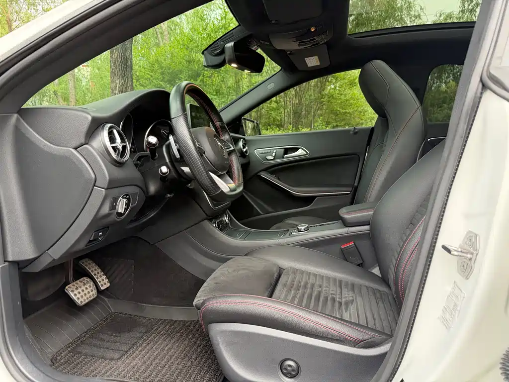 Mercedes-Benz CLA 2018 — фото 10