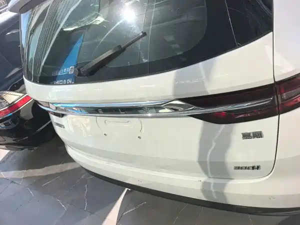 Geely Jiaji 2020