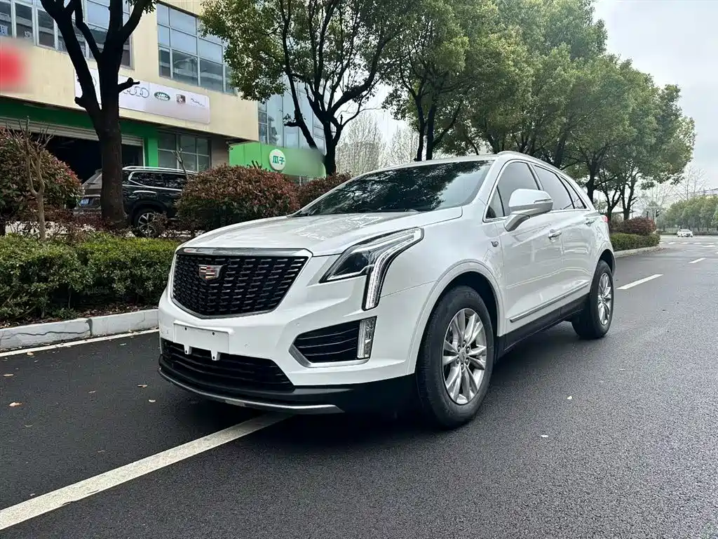 Cadillac XT5 2021 — фото 2