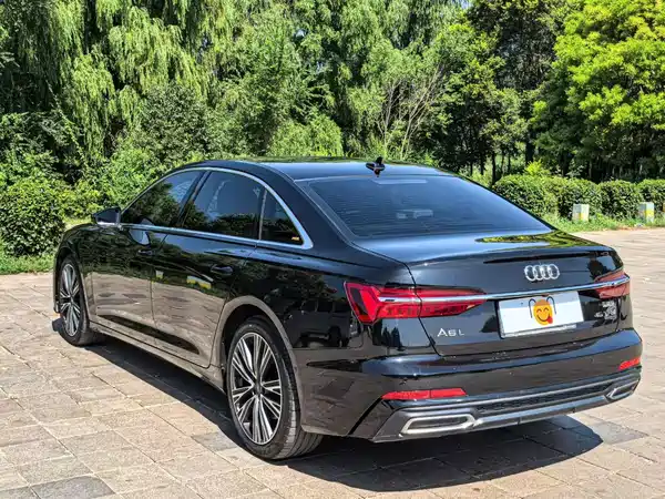 Audi A6L 2020