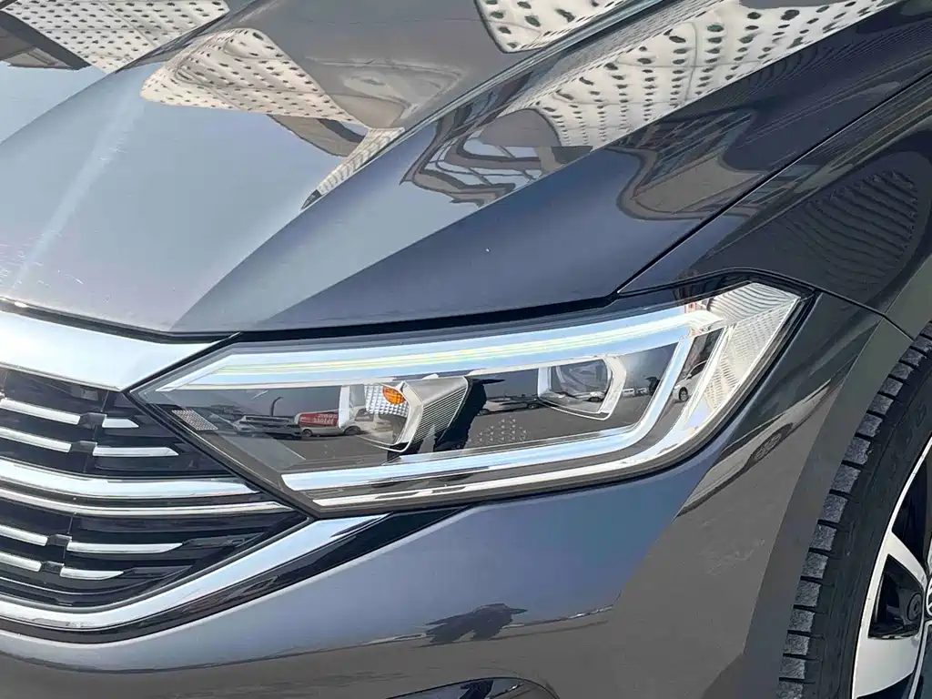 Volkswagen Sagitar 2024