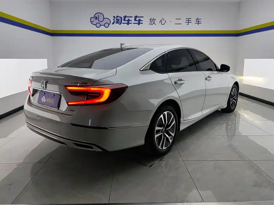 Honda Accord 2023 — фото 3