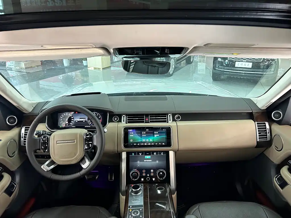 Land Rover Range Rover 2021 — фото 18