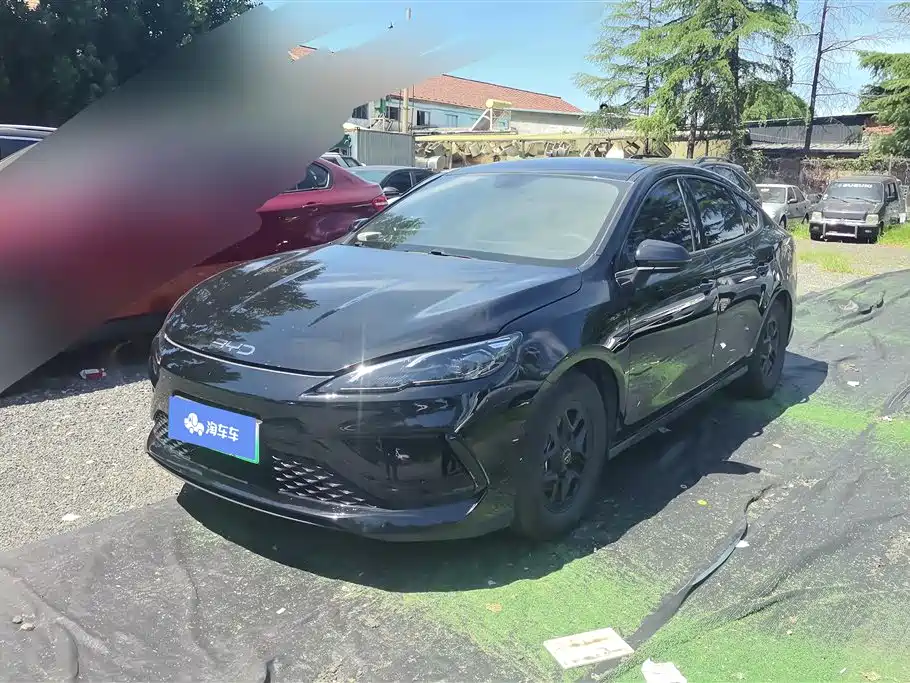 BYD Seal 05 DM-i 2025