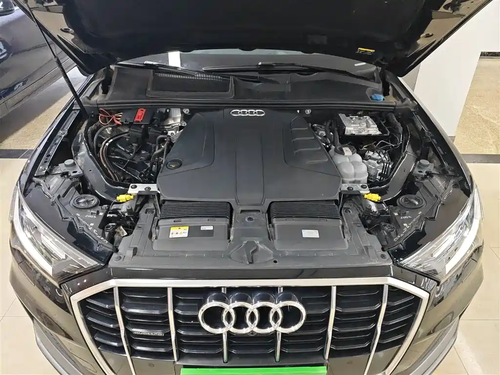 Audi Q7 2023 — фото 20