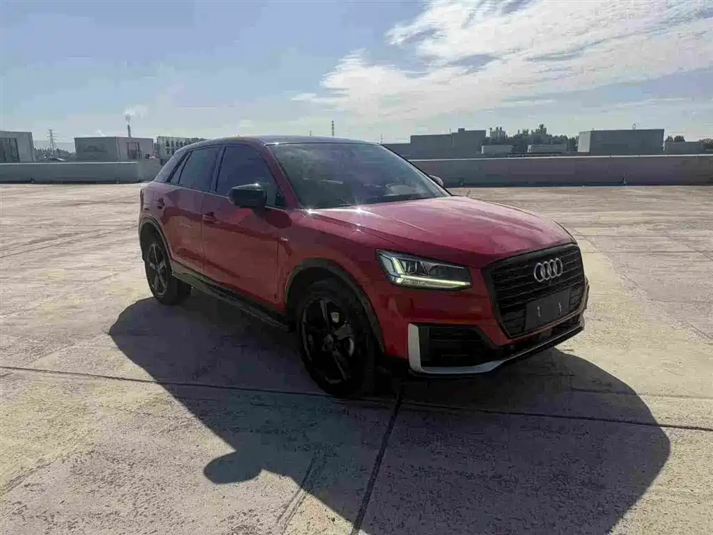 Audi Q2L 2020 — фото 3