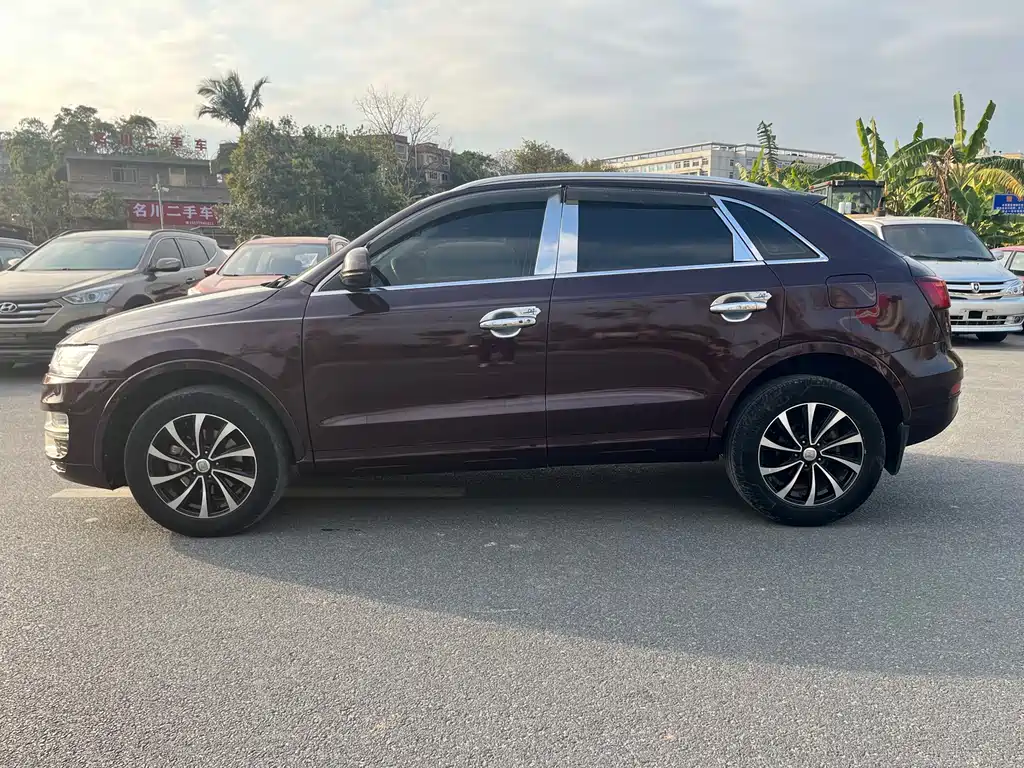 Zotye SR7 2016 — фото 5