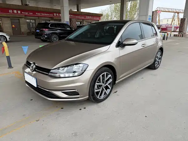 Volkswagen Golf 2020