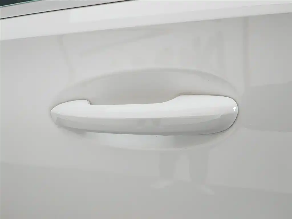 Mercedes-Benz C-Class 2022 — фото 18