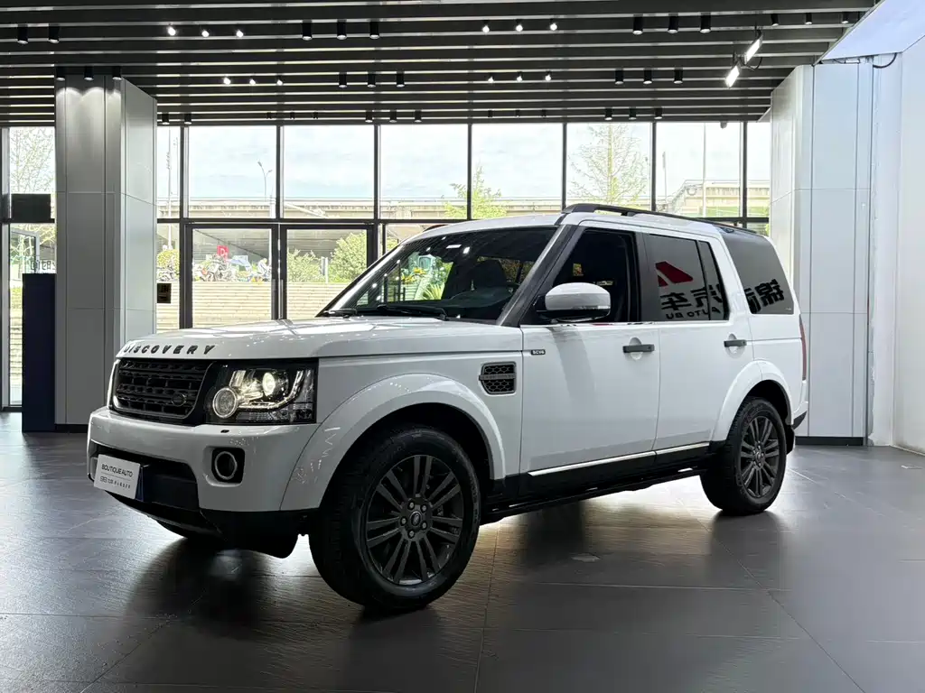 Land Rover Discovery 2017 — фото 1