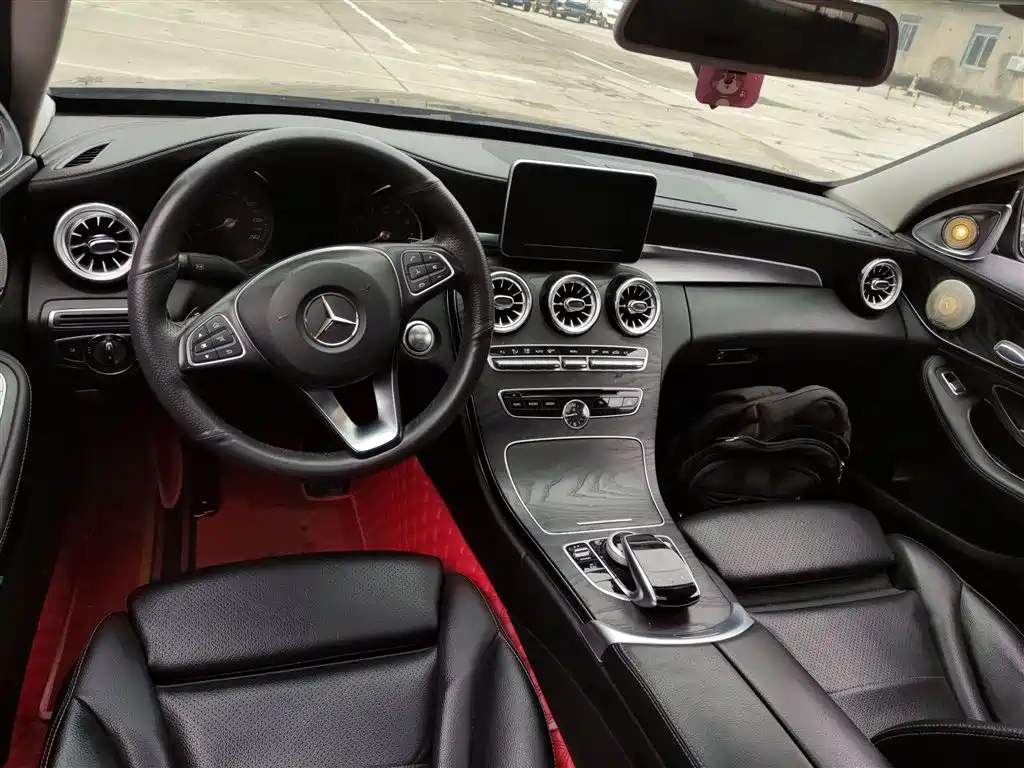 Mercedes-Benz C-Class 2017 — фото 10