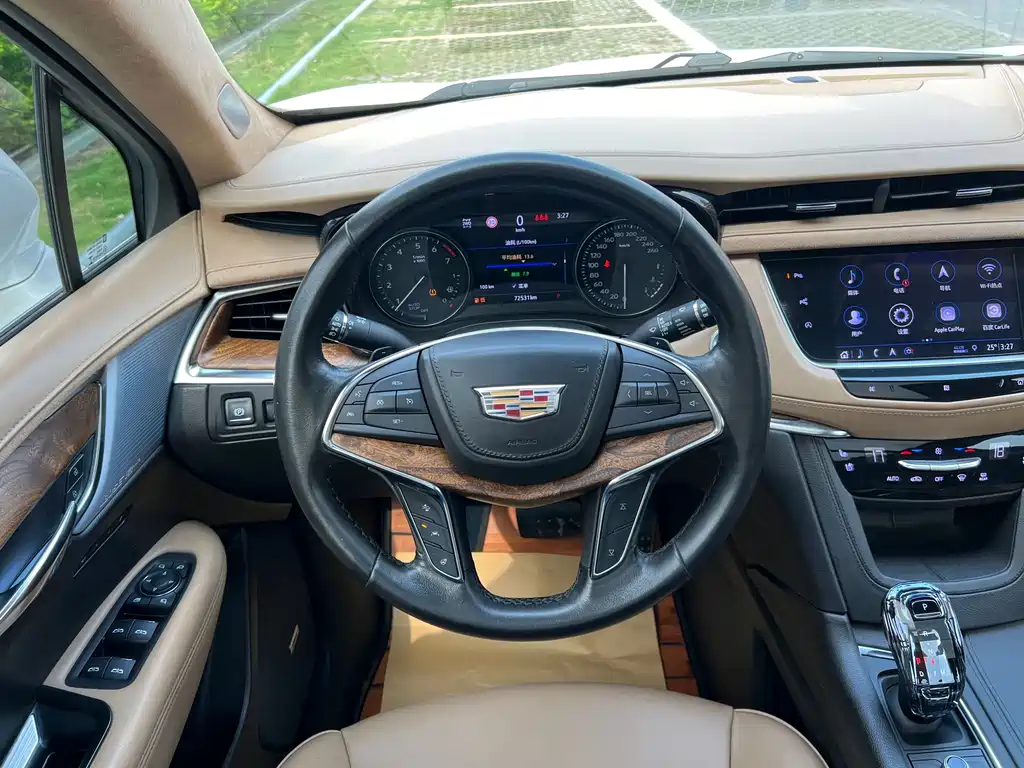 Cadillac XT5 2020 — фото 15