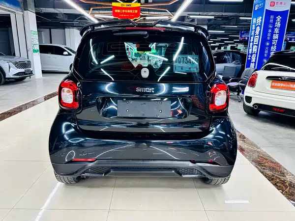 smart fortwo 2018