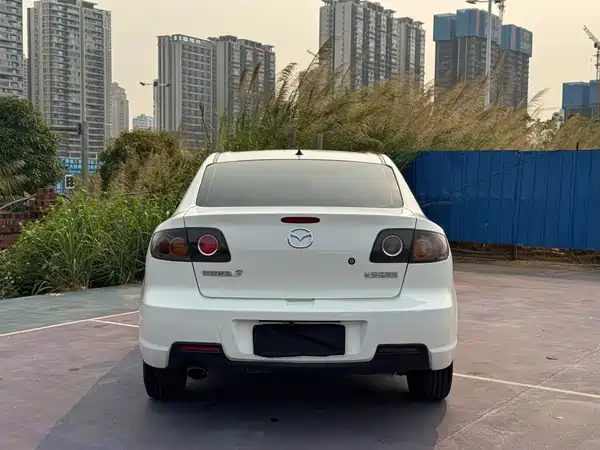 Mazda 3 2012