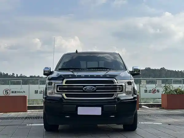Ford F-150 Raptor 2021