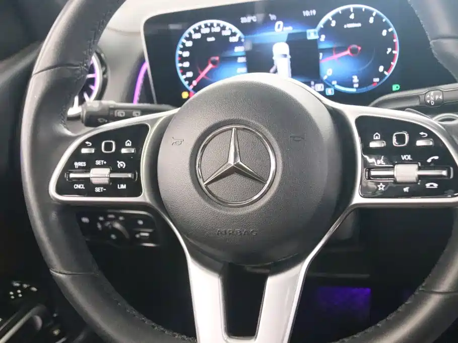 Mercedes-Benz GLB 2020
