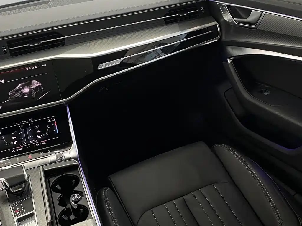 Audi A6L 2024 — фото 10