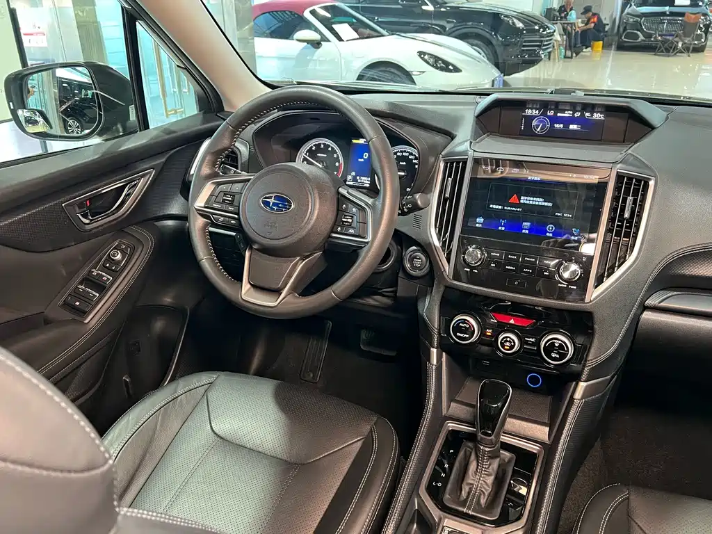 Subaru Forester 2019 — фото 19