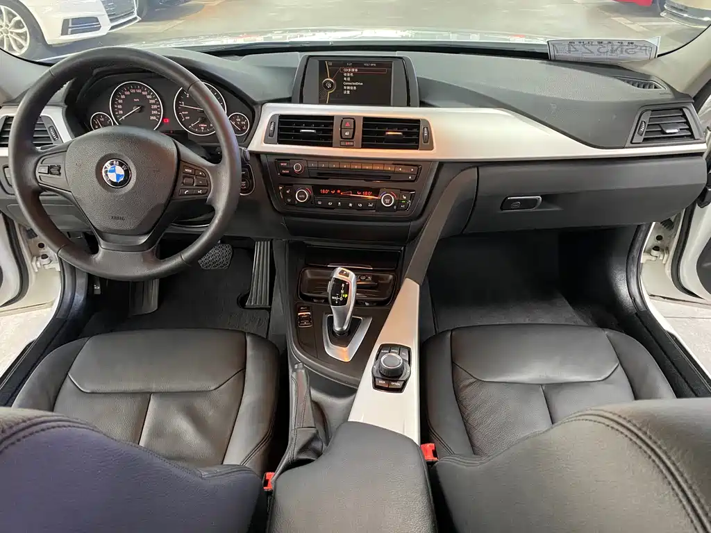 BMW 3 Series 2014 — фото 14
