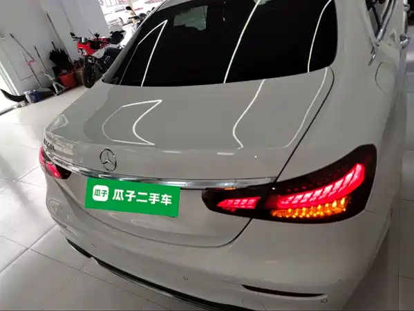 Mercedes-Benz E-Class 2022